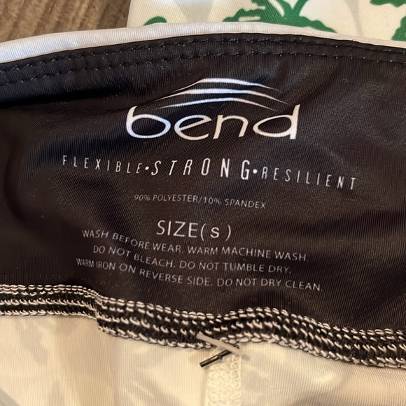 Brand new Ohio state buckeye pants size small - Picture 7 of 7